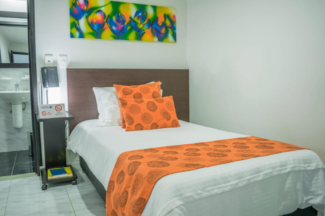 Hotel Montes De La Castellana أرمينيا المظهر الخارجي الصورة