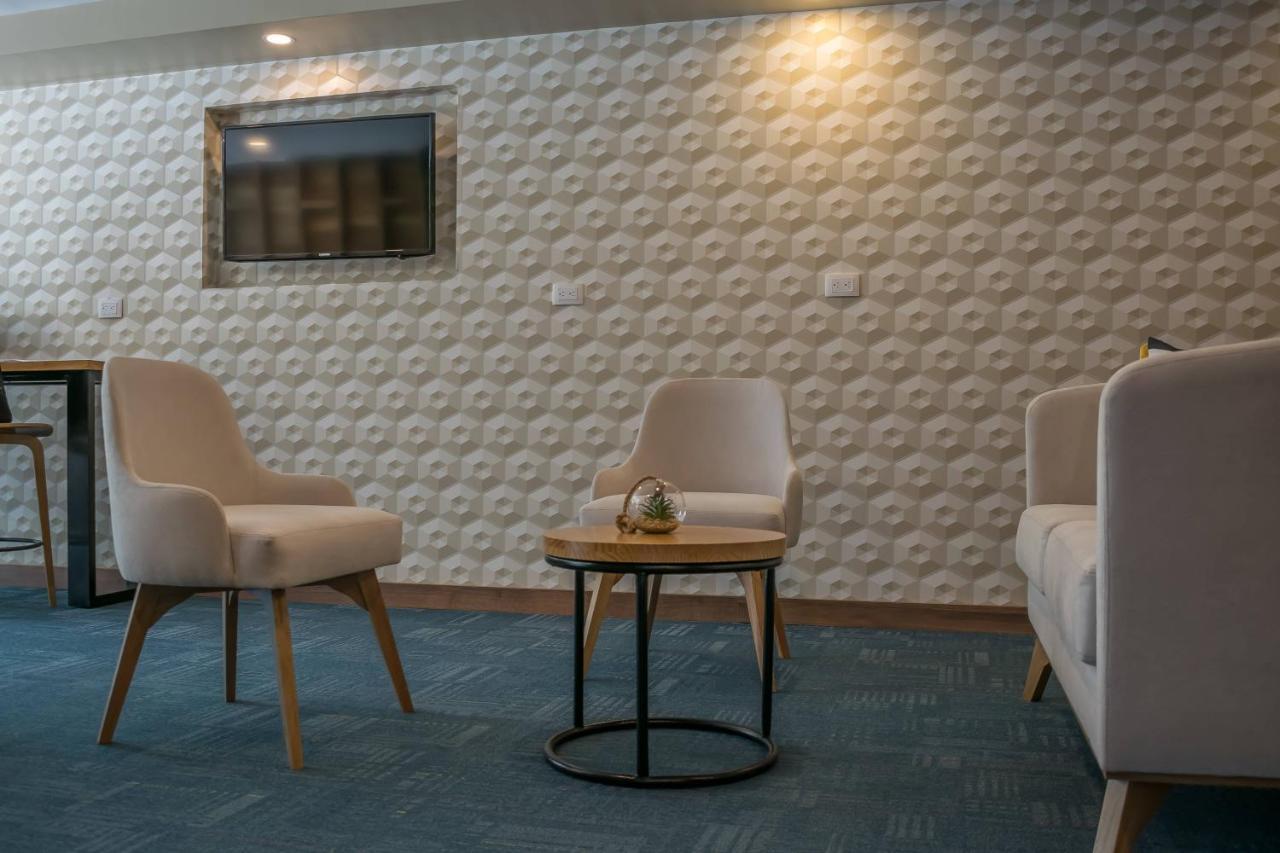 Hotel Montes De La Castellana أرمينيا المظهر الخارجي الصورة